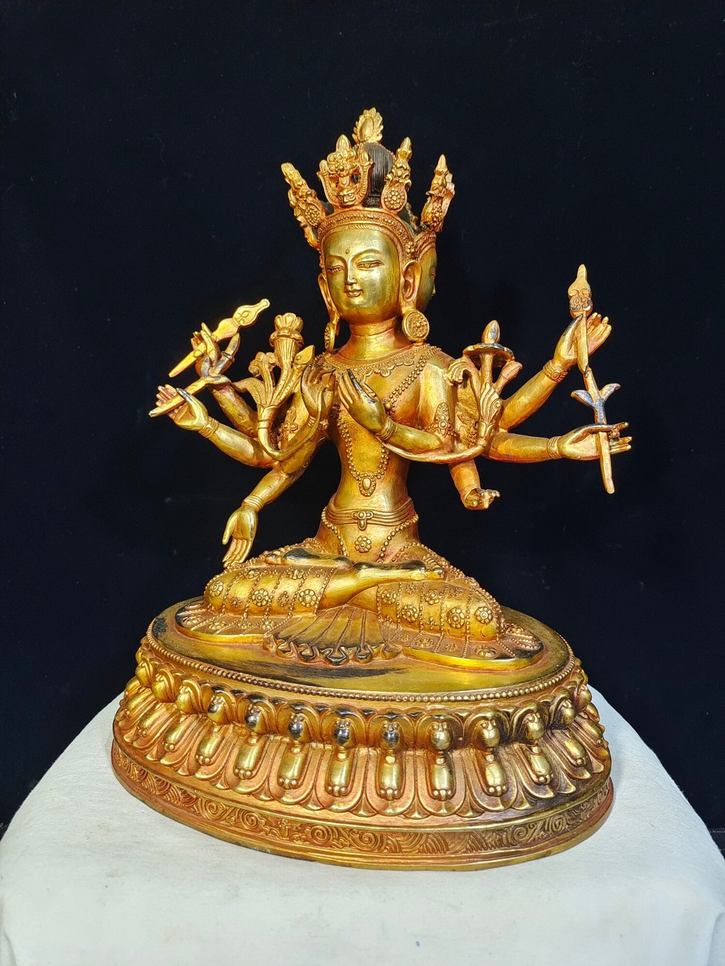 Chinese antique pure copper "Manjushri Bodhisattva with three sides and eight arms"