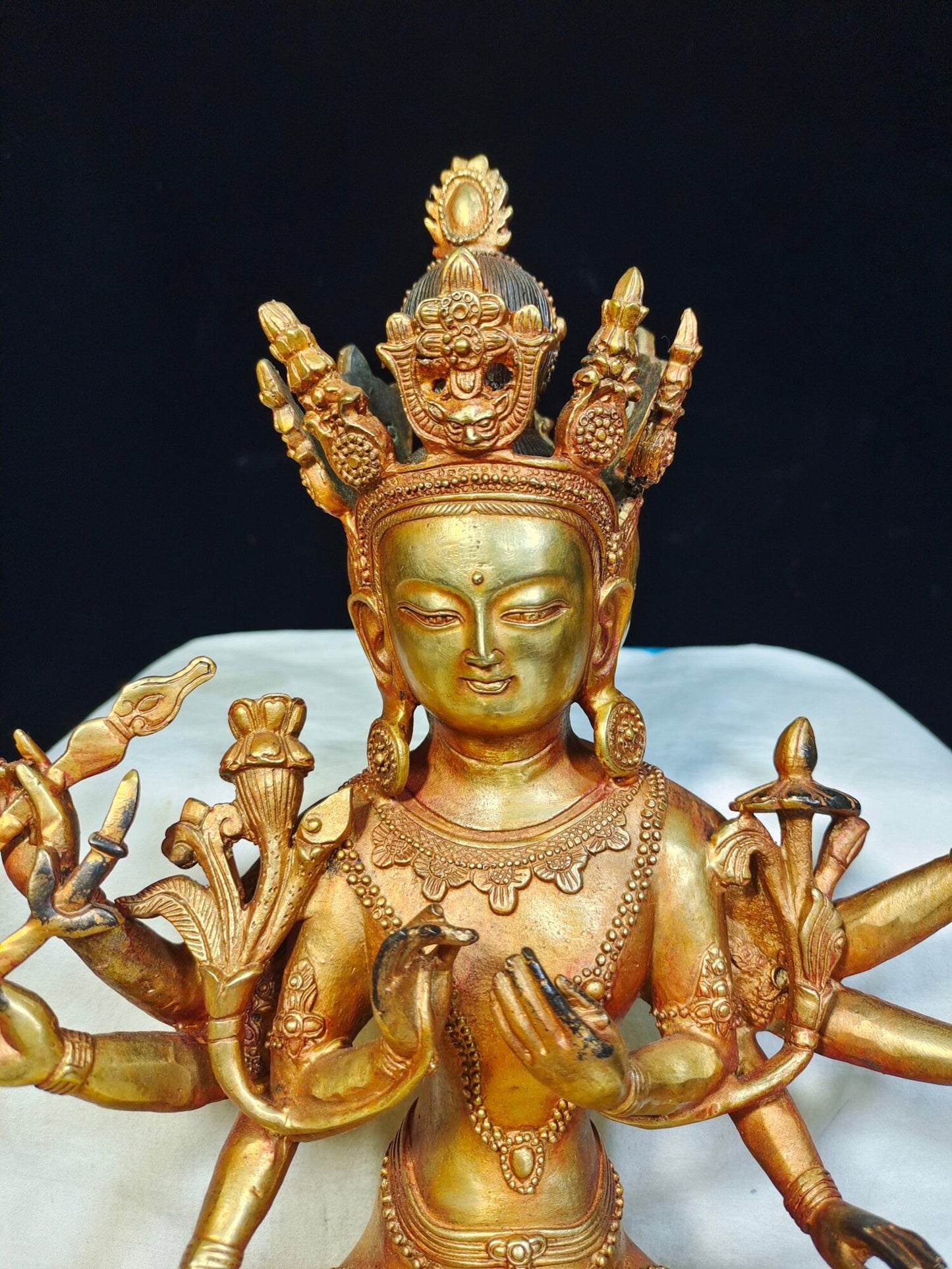 Chinese antique pure copper "Manjushri Bodhisattva with three sides and eight arms"