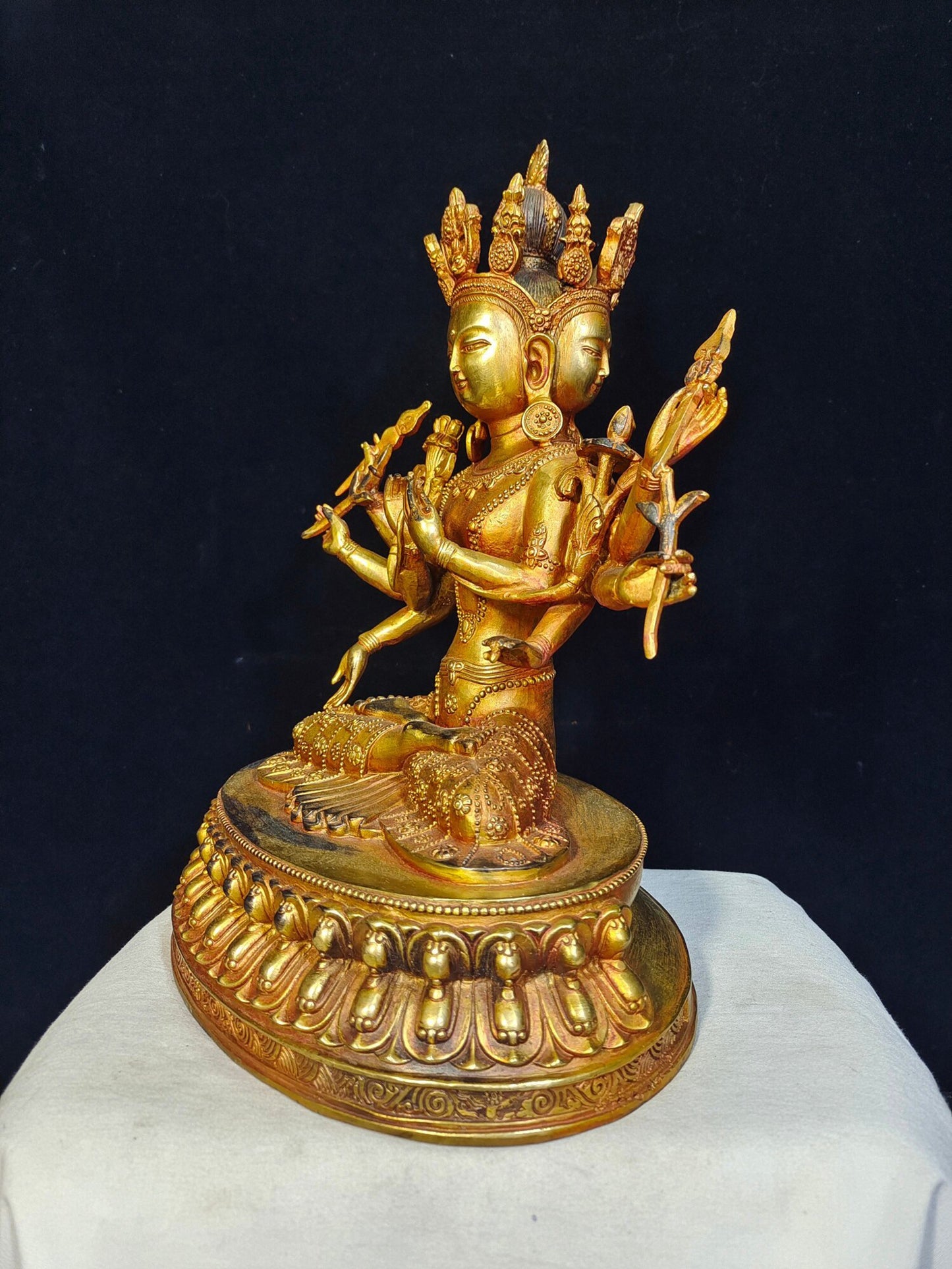 Chinese antique pure copper "Manjushri Bodhisattva with three sides and eight arms"