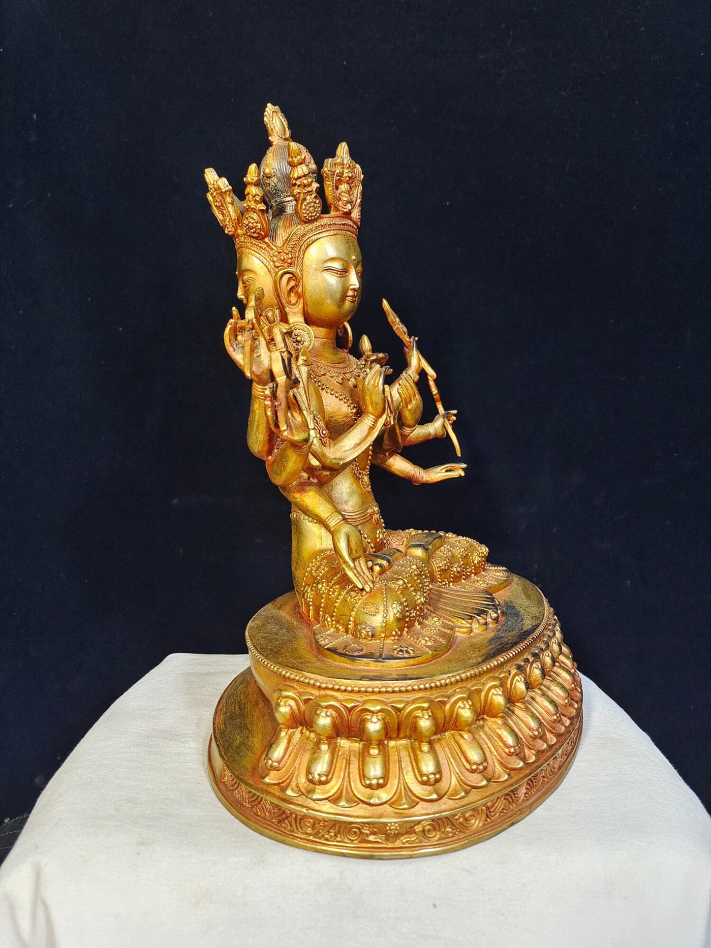 Chinese antique pure copper "Manjushri Bodhisattva with three sides and eight arms"