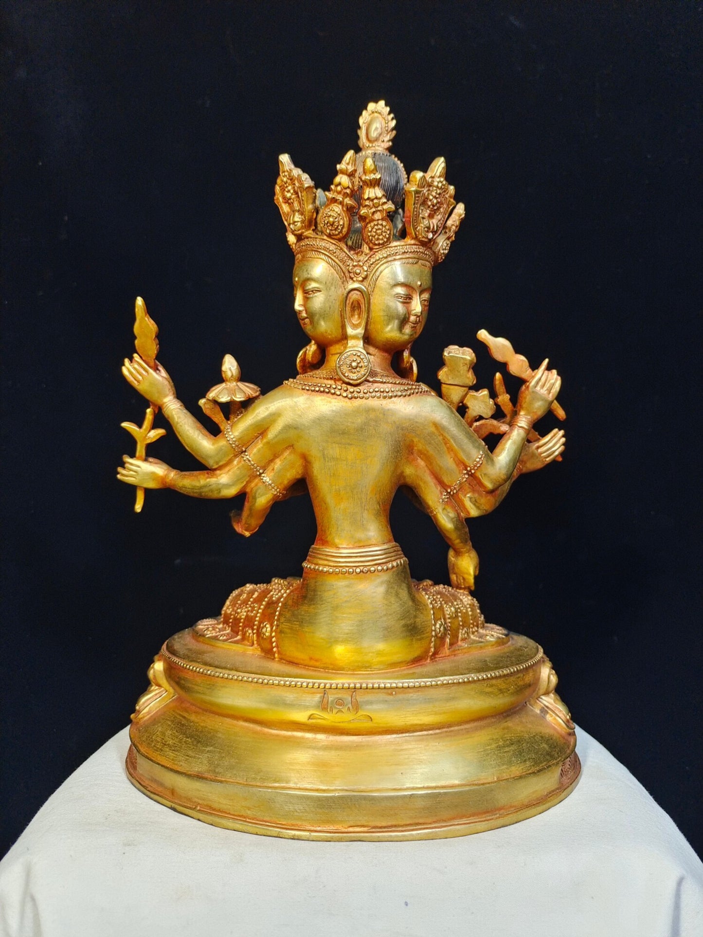 Chinese antique pure copper "Manjushri Bodhisattva with three sides and eight arms"
