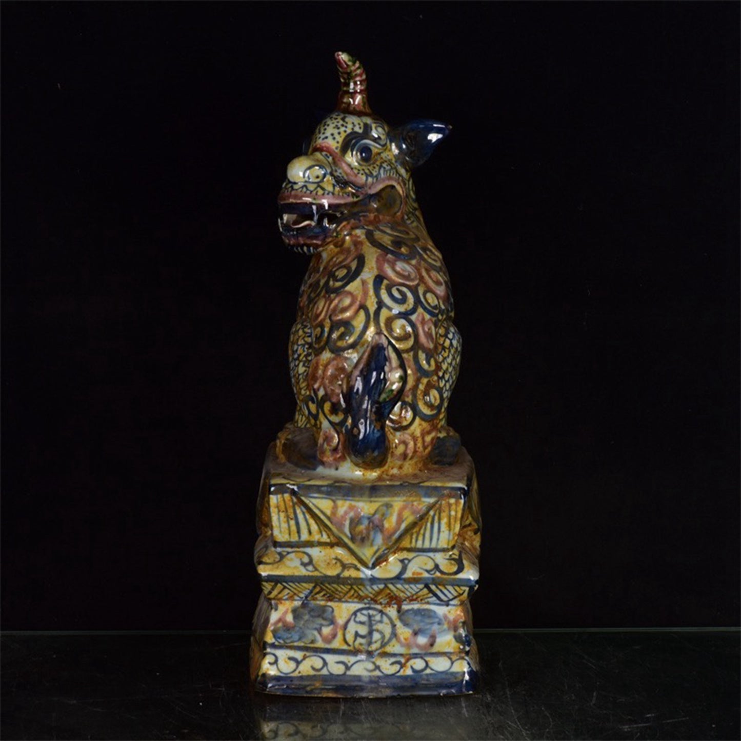 Chinese antique blue and white unicorn