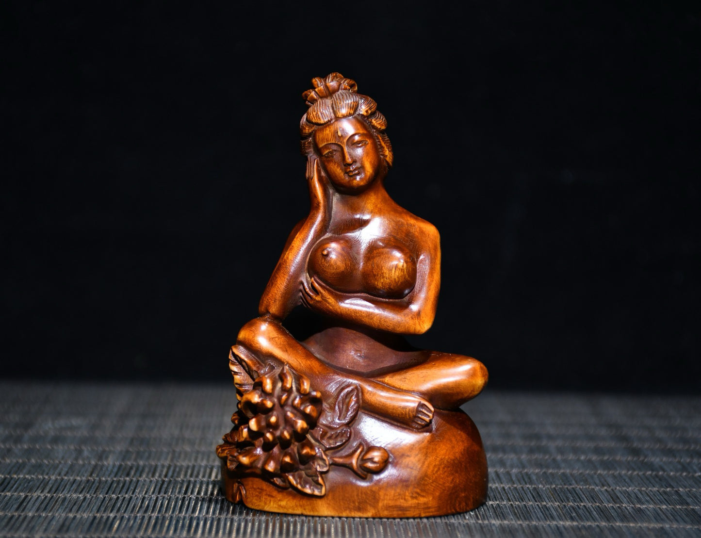 Four Beauties Carved with Huangyang Wood Precision