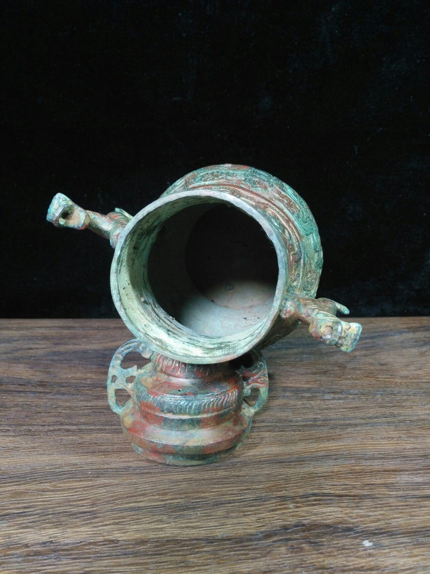 Chinese antique bronze [Double Dragon Pot]