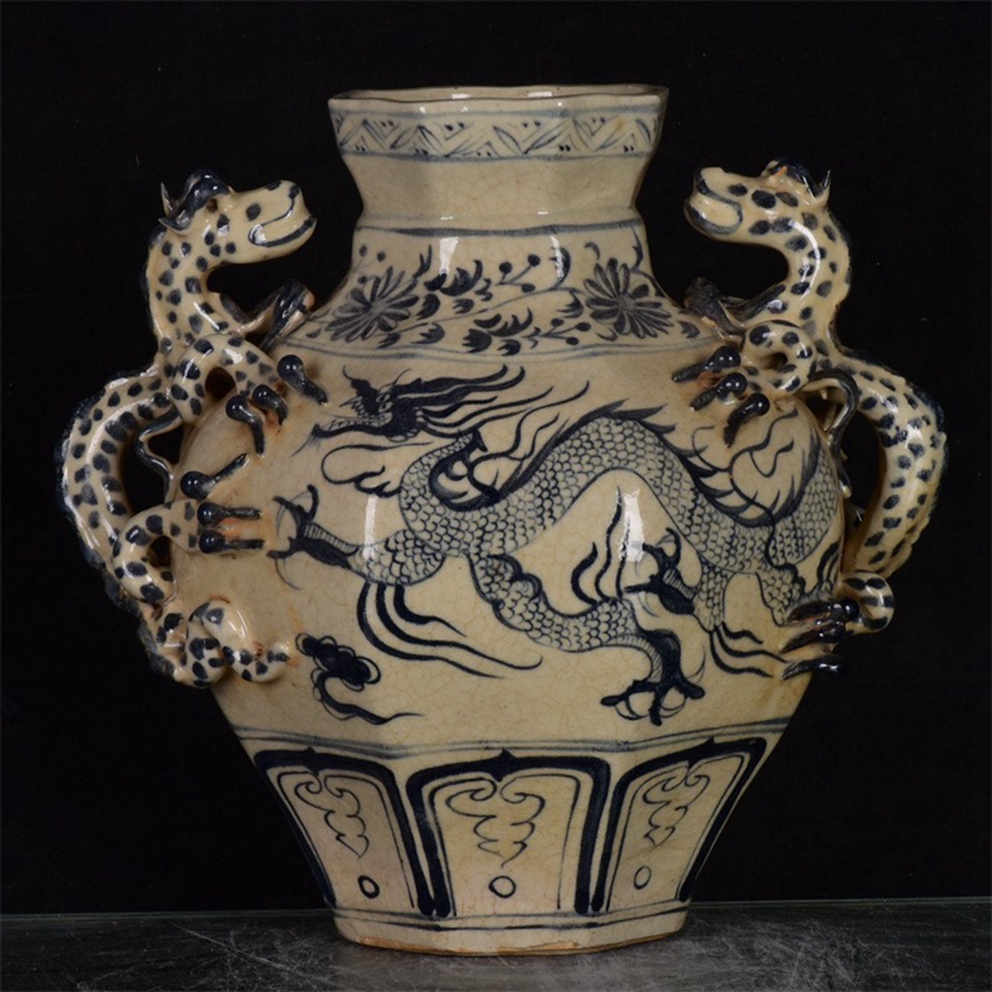 Chinese antique blue dragon patterned octagonal jar