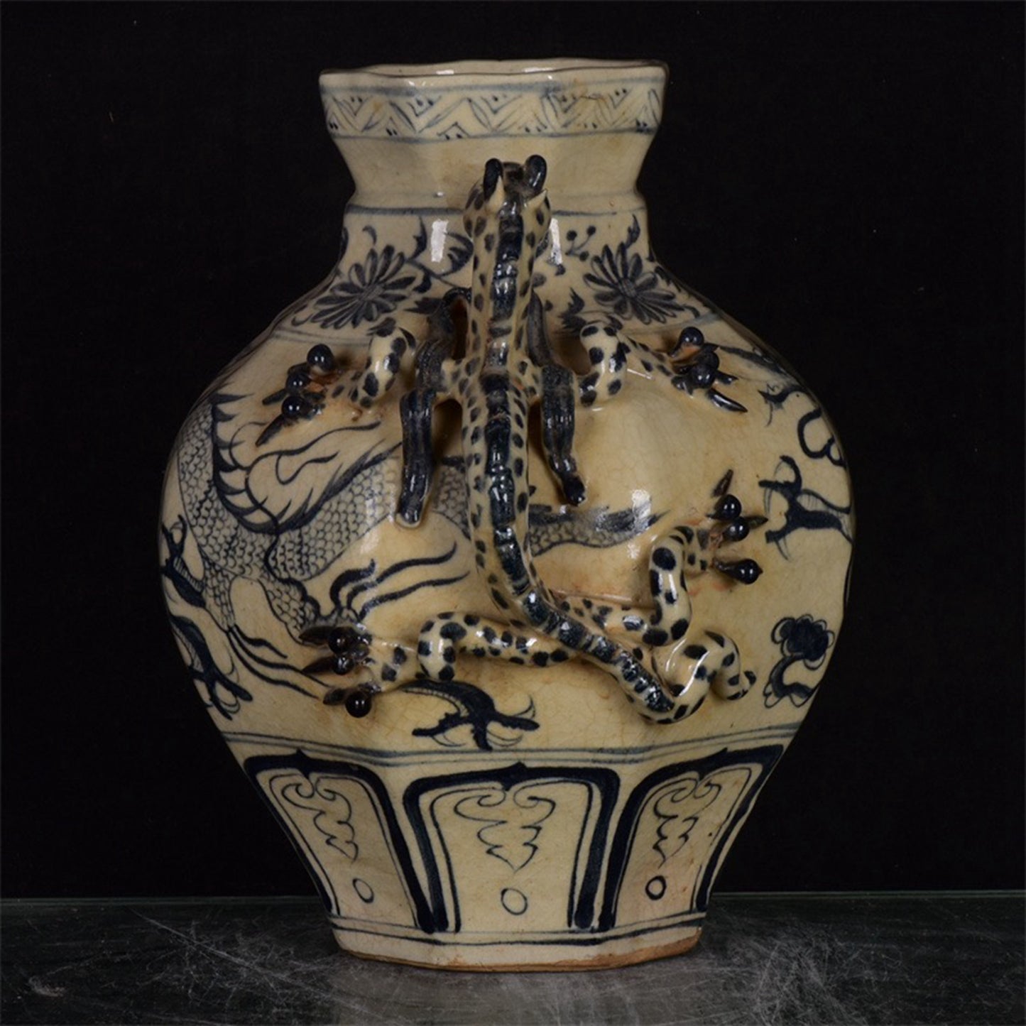 Chinese antique blue dragon patterned octagonal jar
