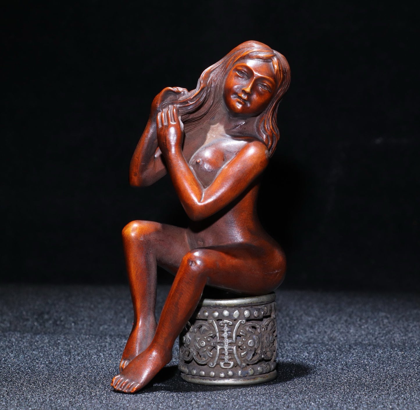 Huang Yang wood finely carved female statues