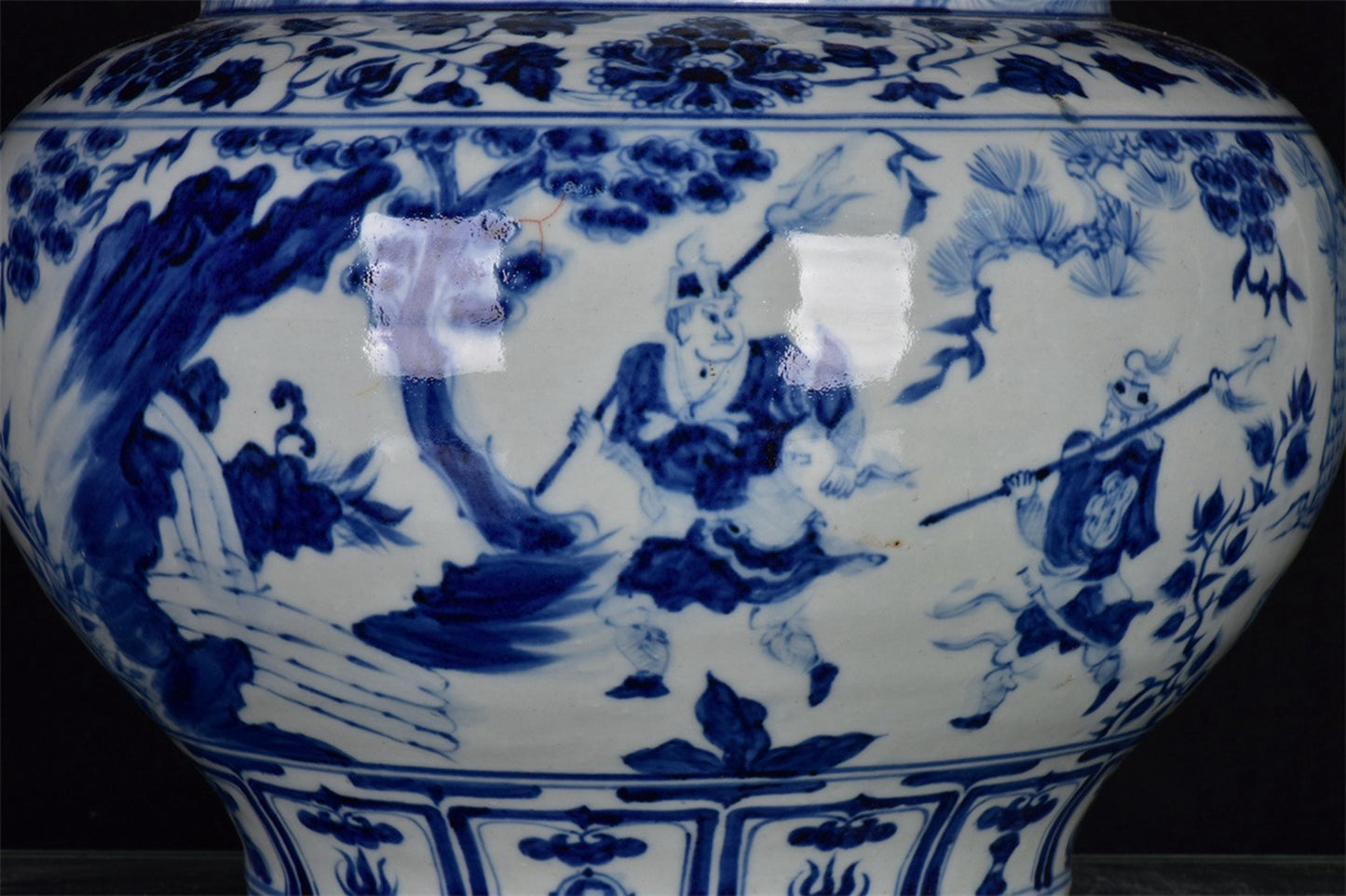 Chinese Antique Blue and White Guiguzi Descending Mountain Pattern Jar