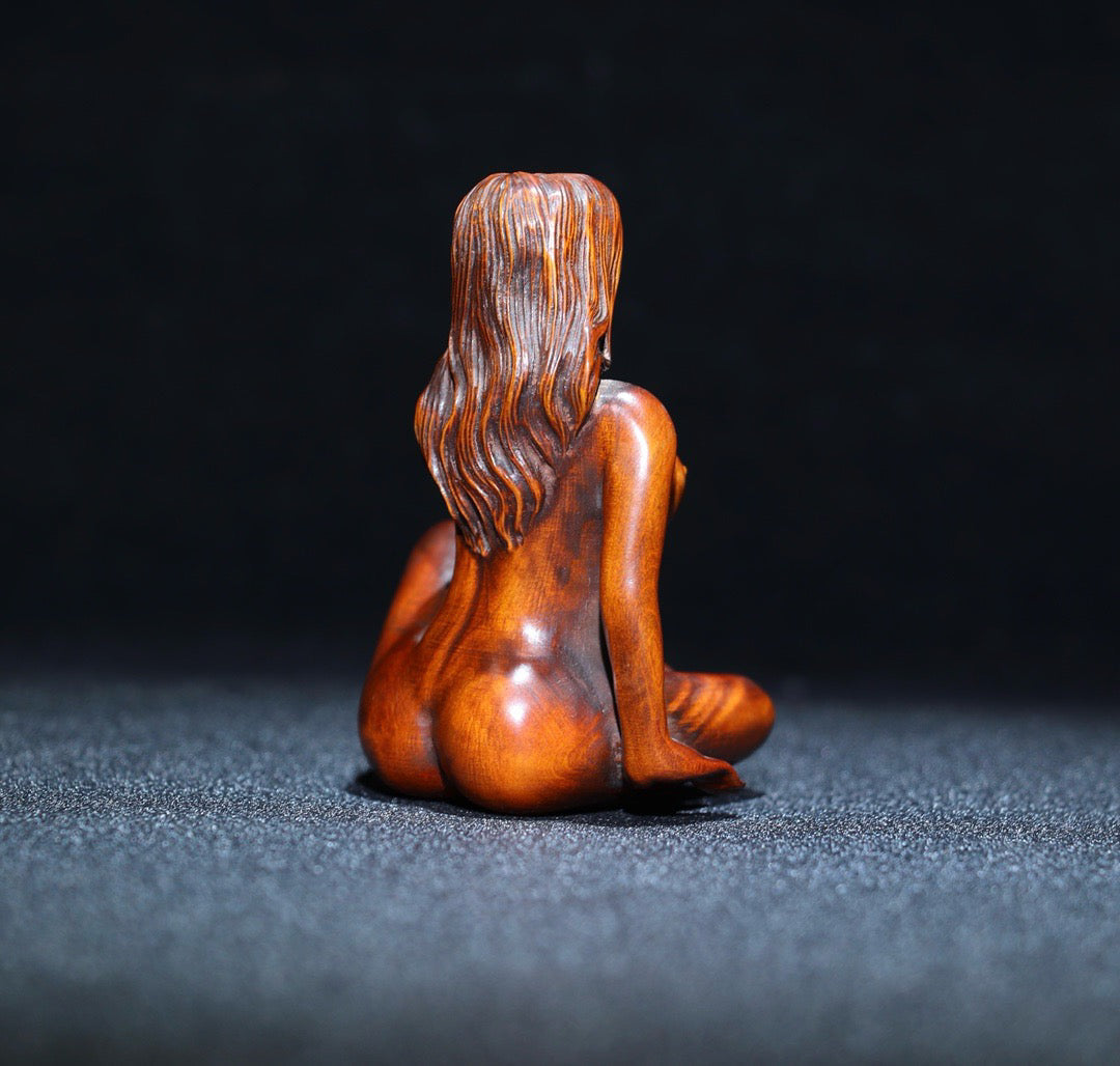 Huang Yang wood finely carved female statues