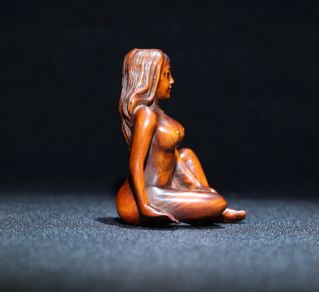 Huang Yang wood finely carved female statues