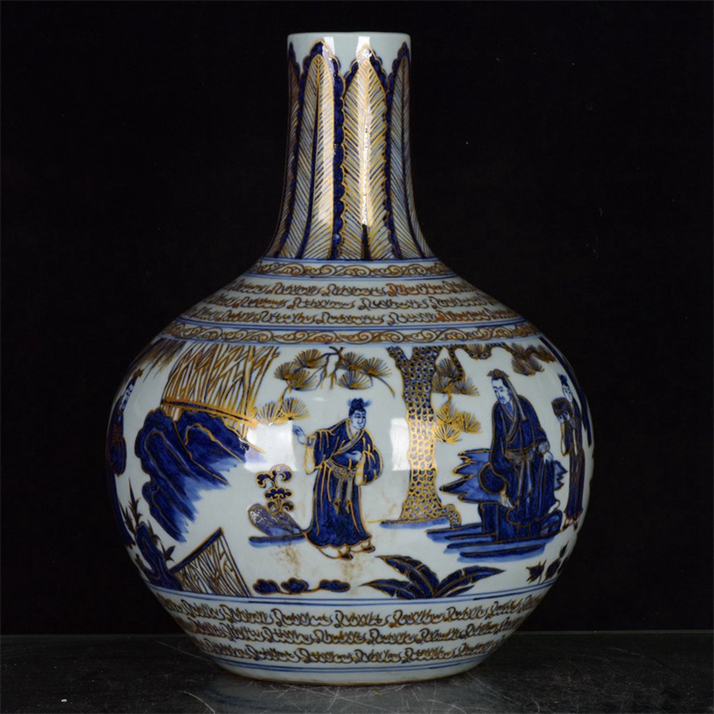 Chinese antique blue and white export return gold painted celestial sphere bottles