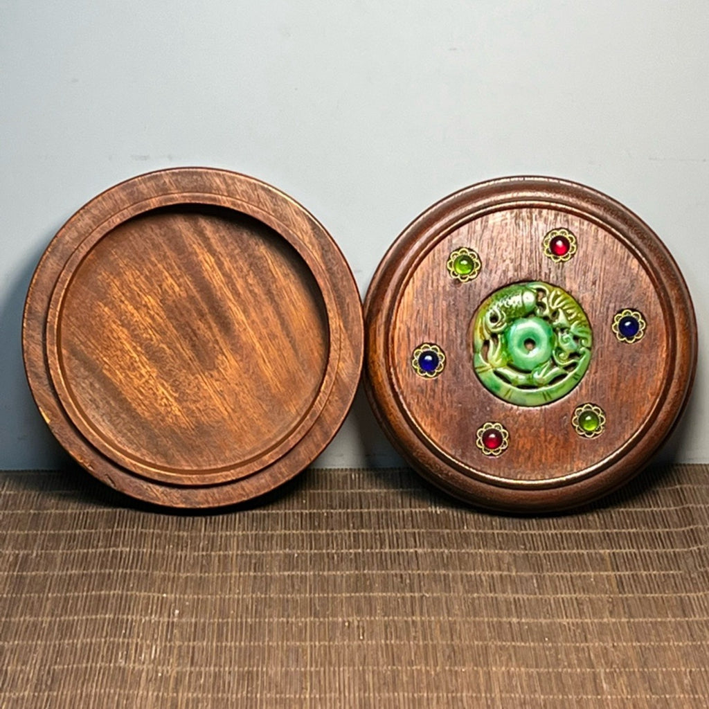 Pear wood carved round bracelet box