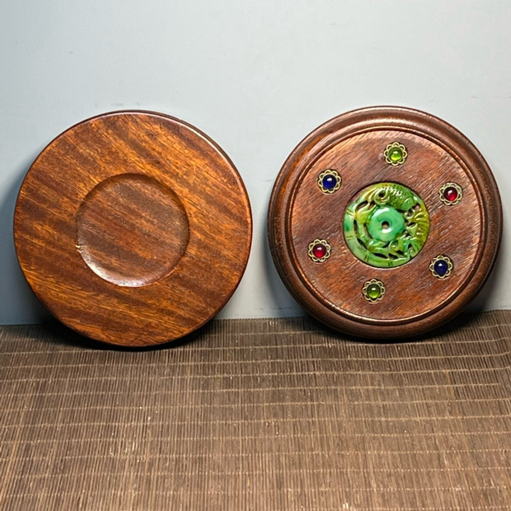 Pear wood carved round bracelet box