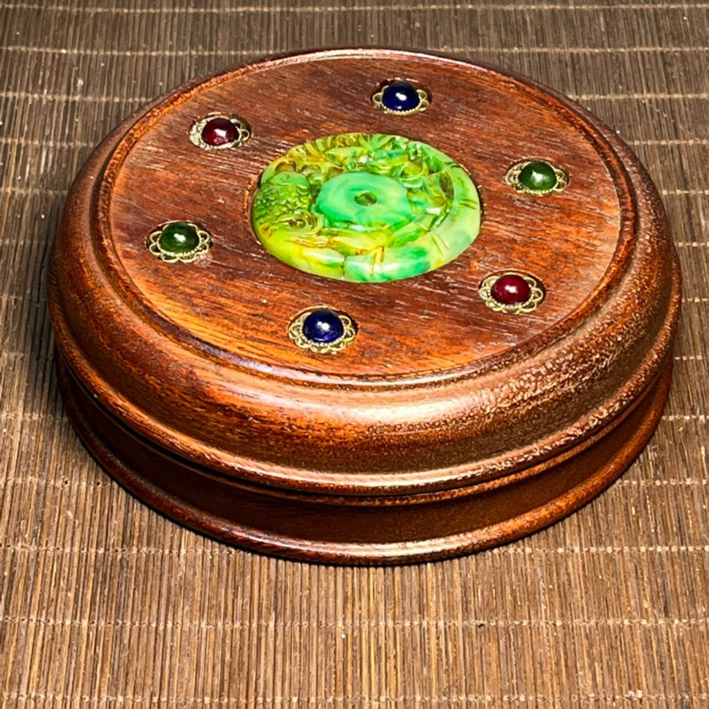 Pear wood carved round bracelet box