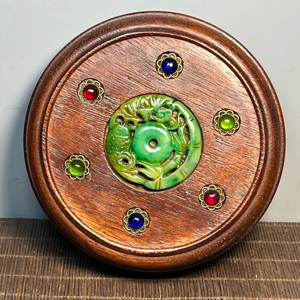 Pear wood carved round bracelet box