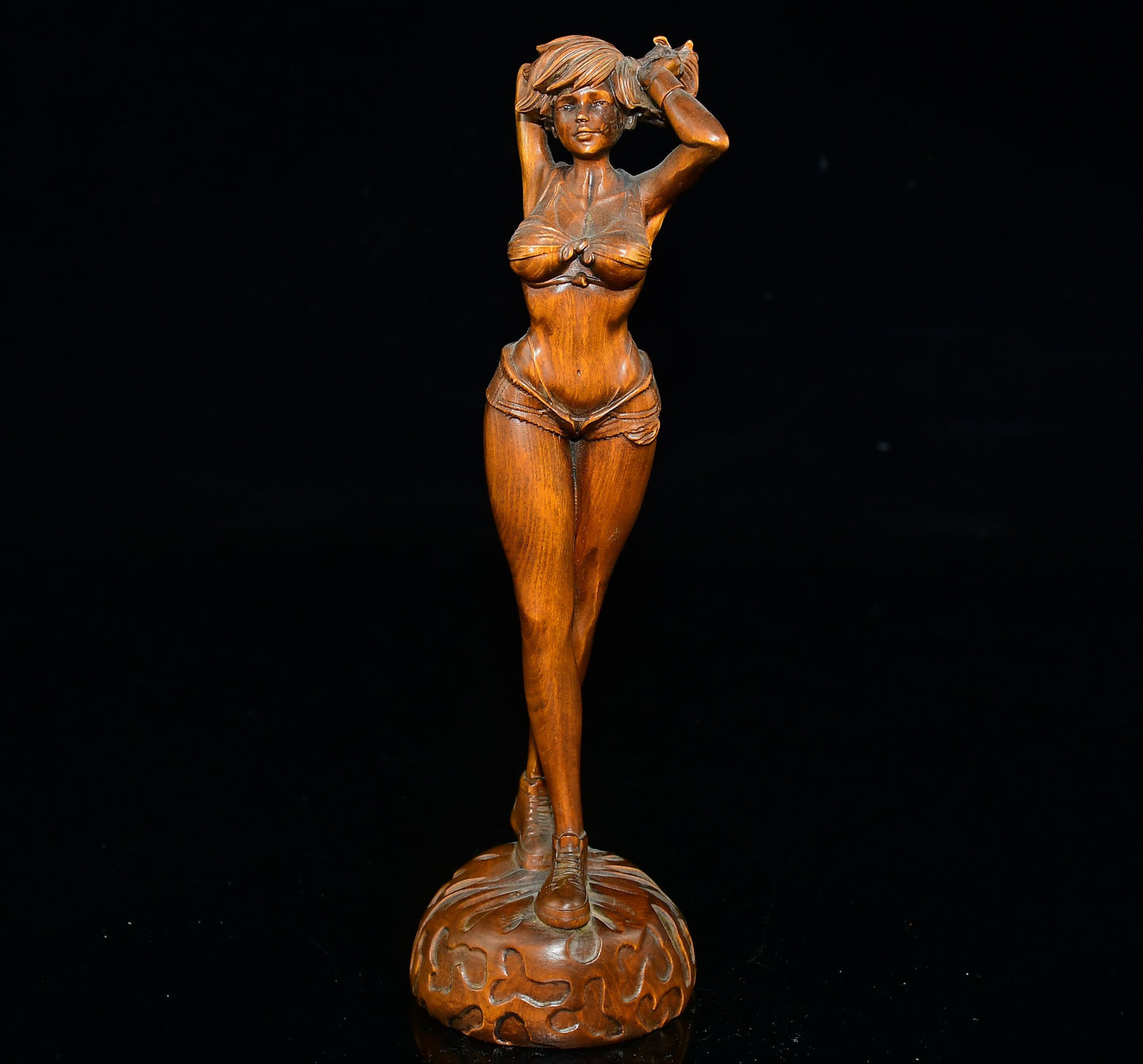 Little leaf boxwood girl ornament