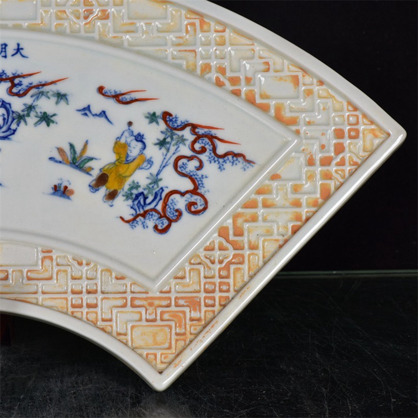 Chinese Antique Doucai Xiangyun Phoenix Pattern Fan shaped Tea Plate