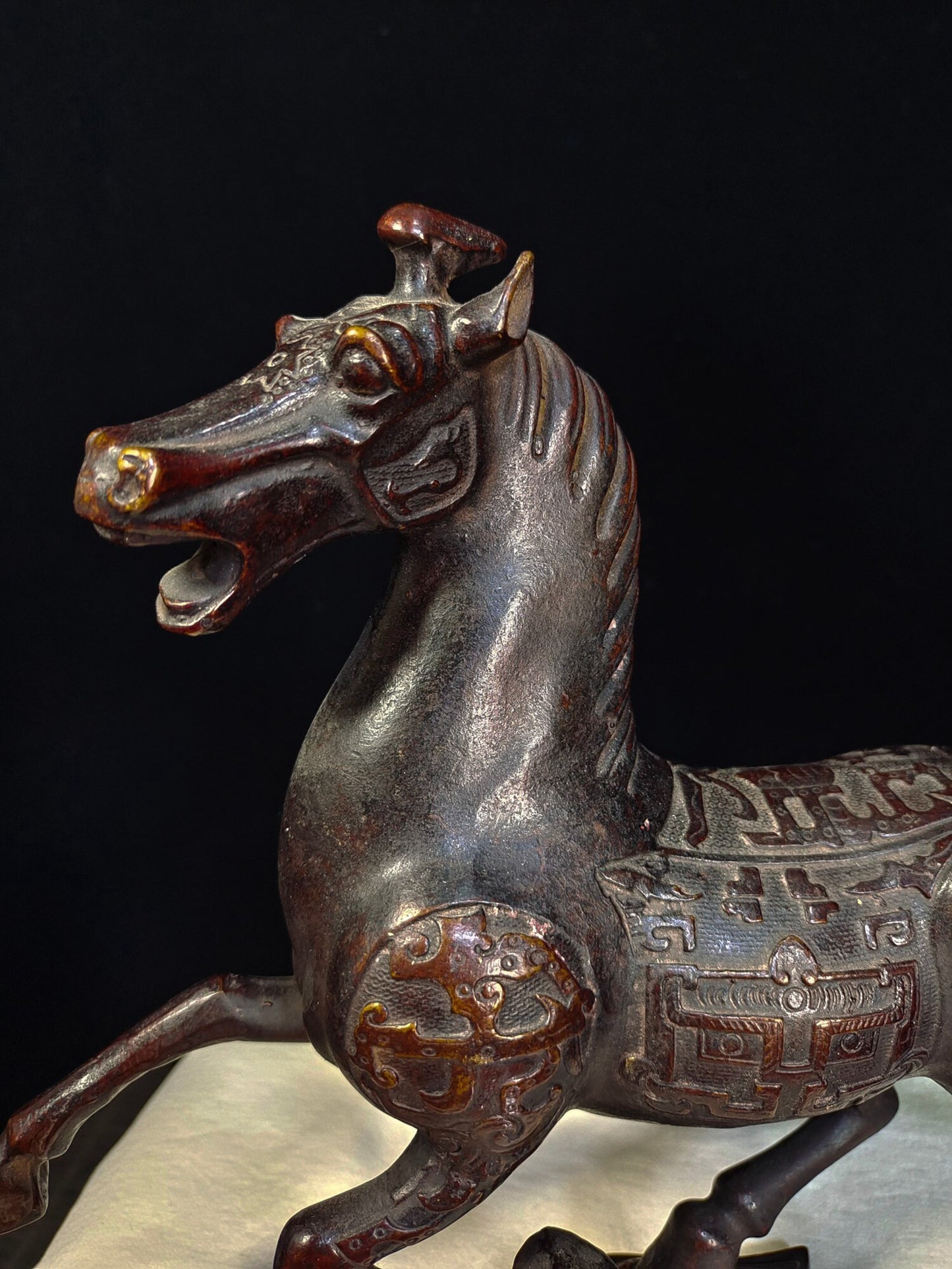 Chinese antique pure copper sweat BMW