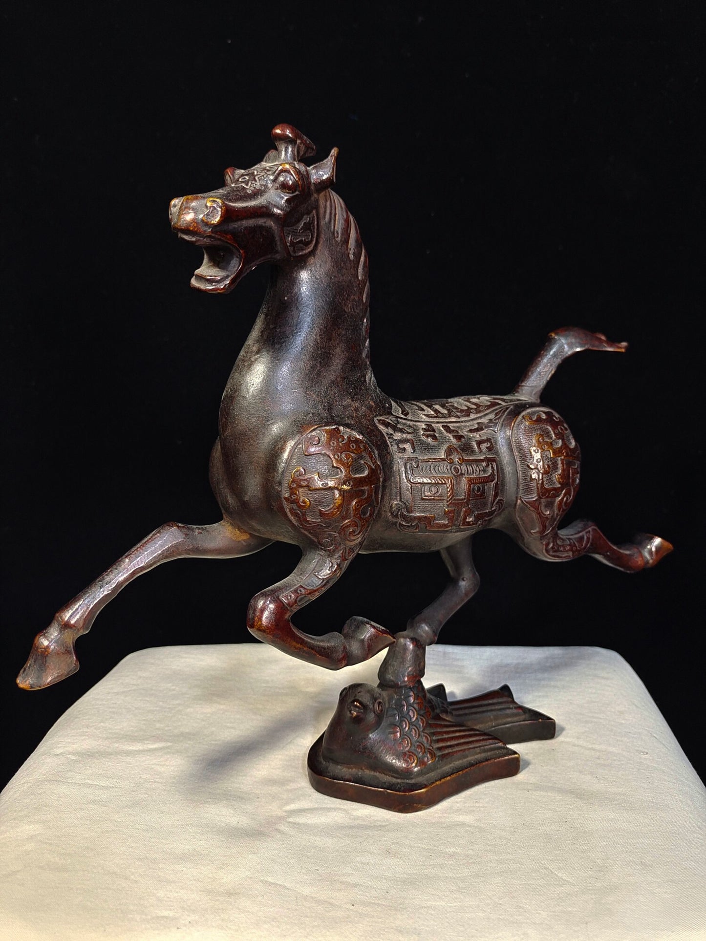 Chinese antique pure copper sweat BMW