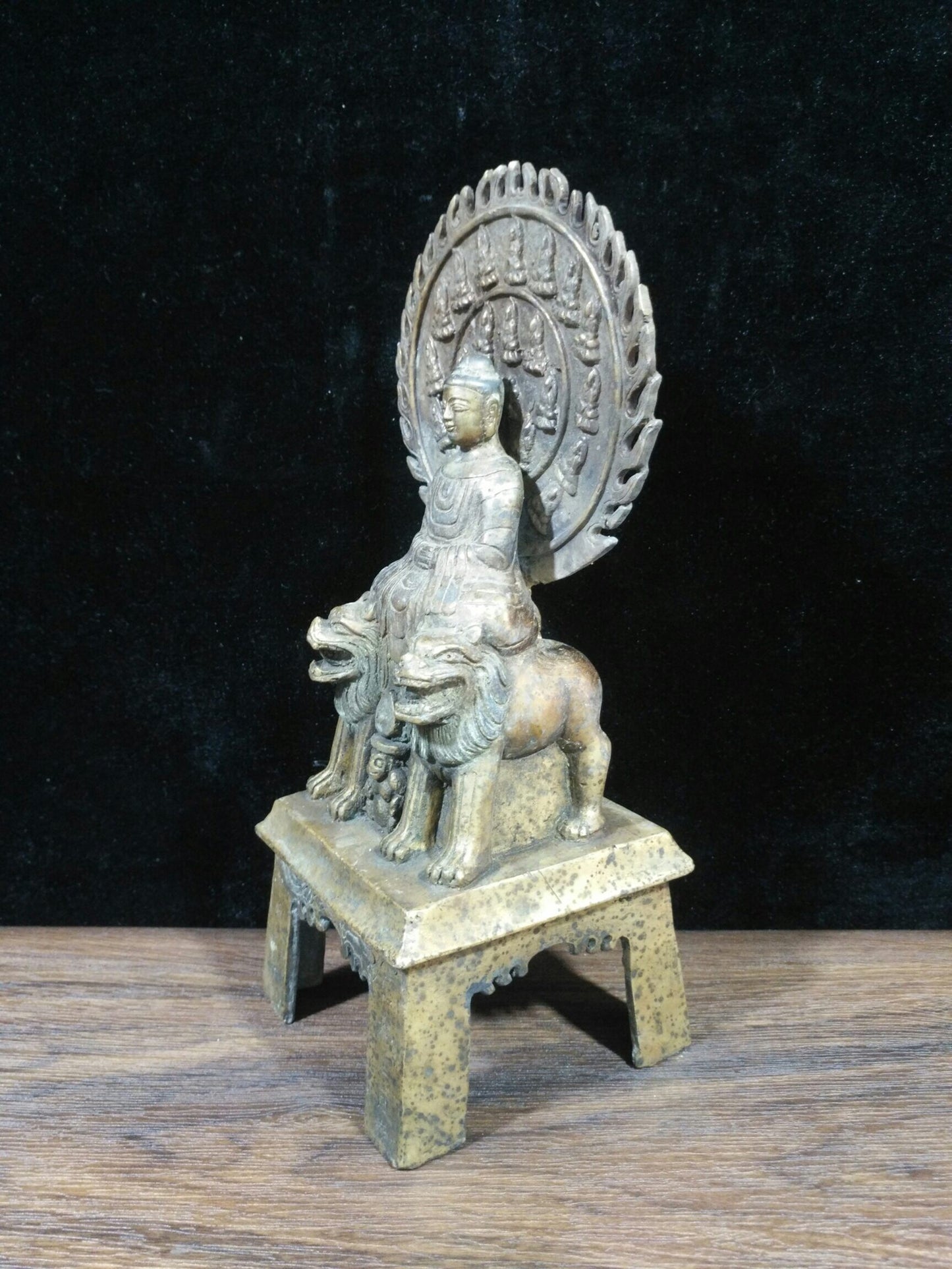 Chinese antique pure copper "Shakyamuni Buddha"