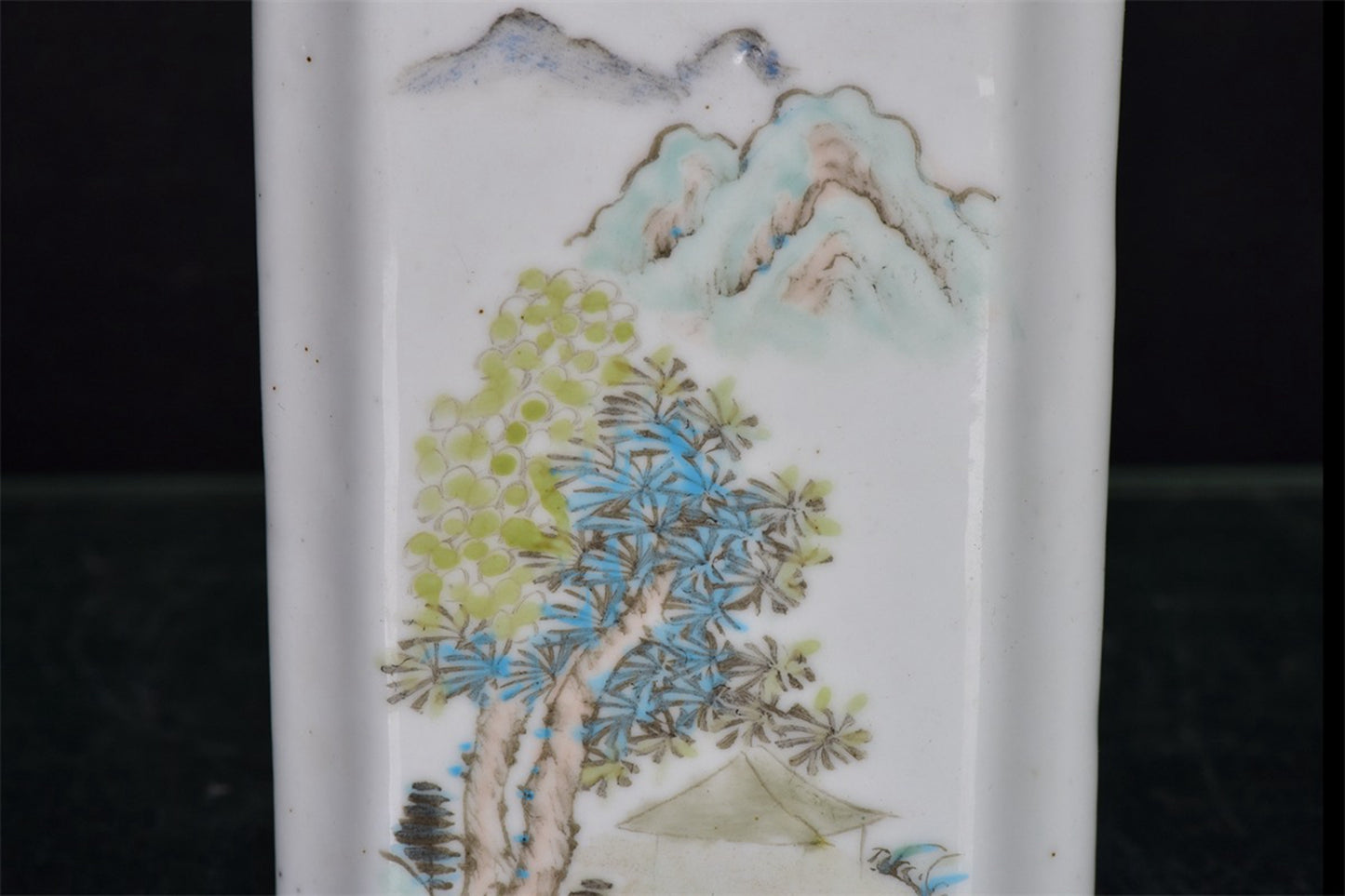 Chinese antique figure patterned square pen holder