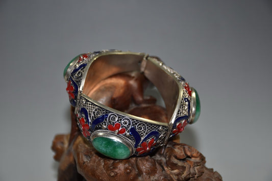 Chinese antique white copper cloisonne inlaid with emerald bracelets