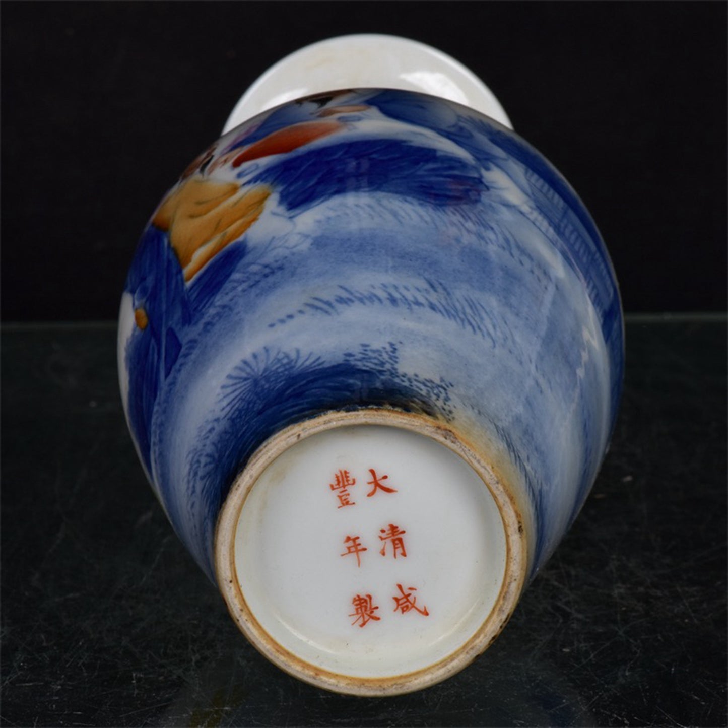 Chinese antique blue and white character story patterned vase