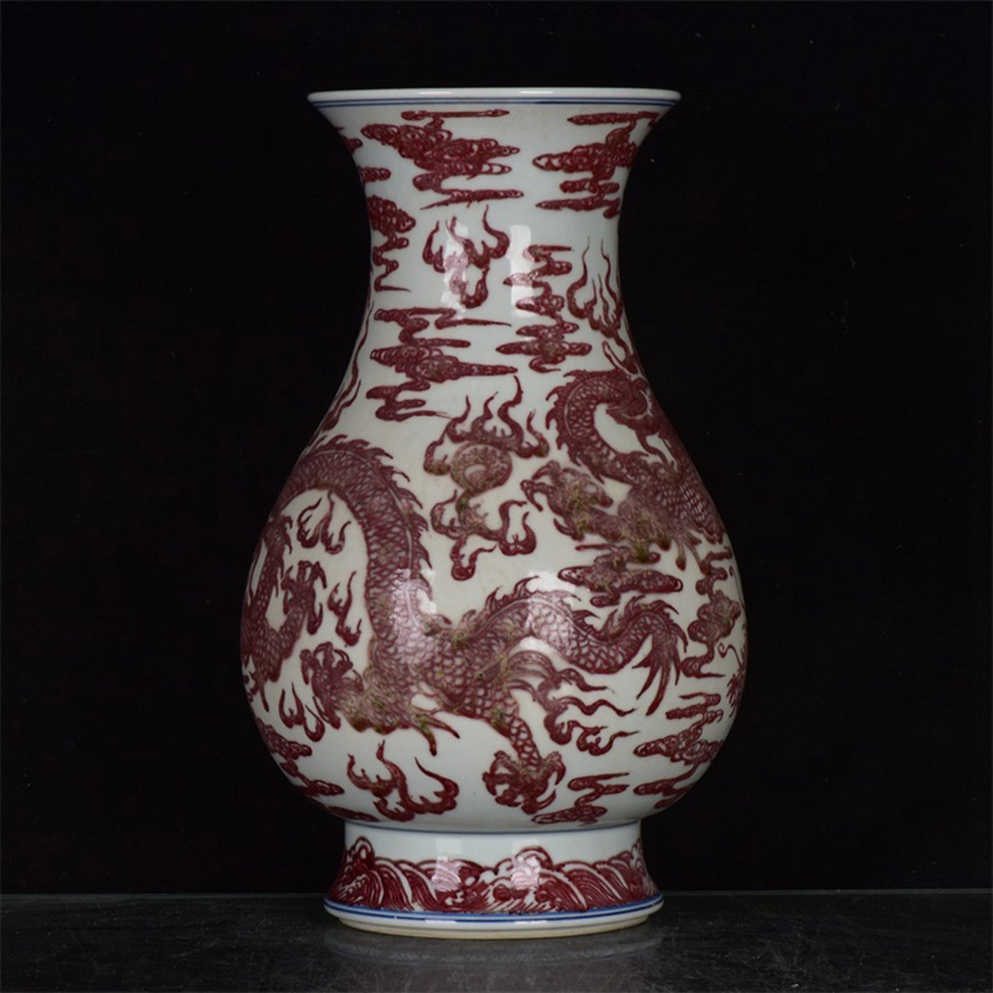 Chinese antique glazed red auspicious cloud dragon patterned pipa statue