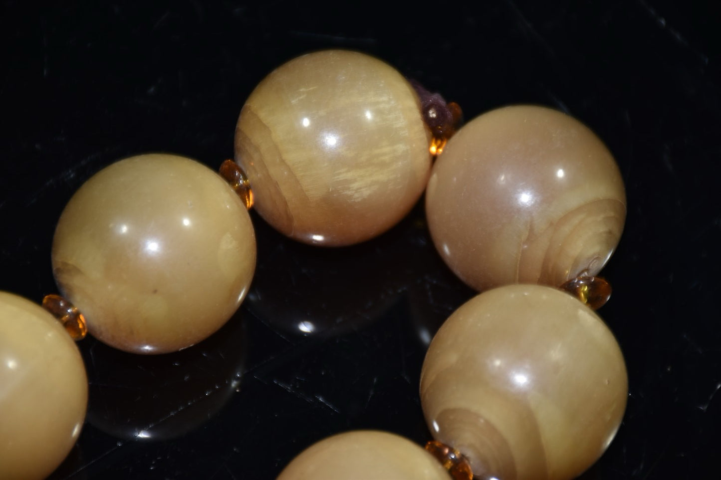 Chinese antique ox horn round bead bracelet