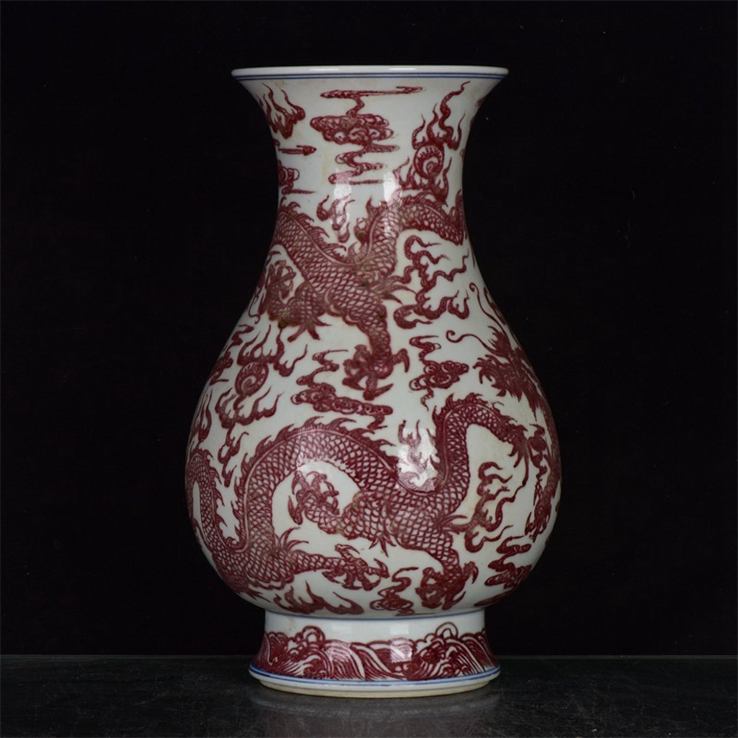 Chinese antique glazed red auspicious cloud dragon patterned pipa statue