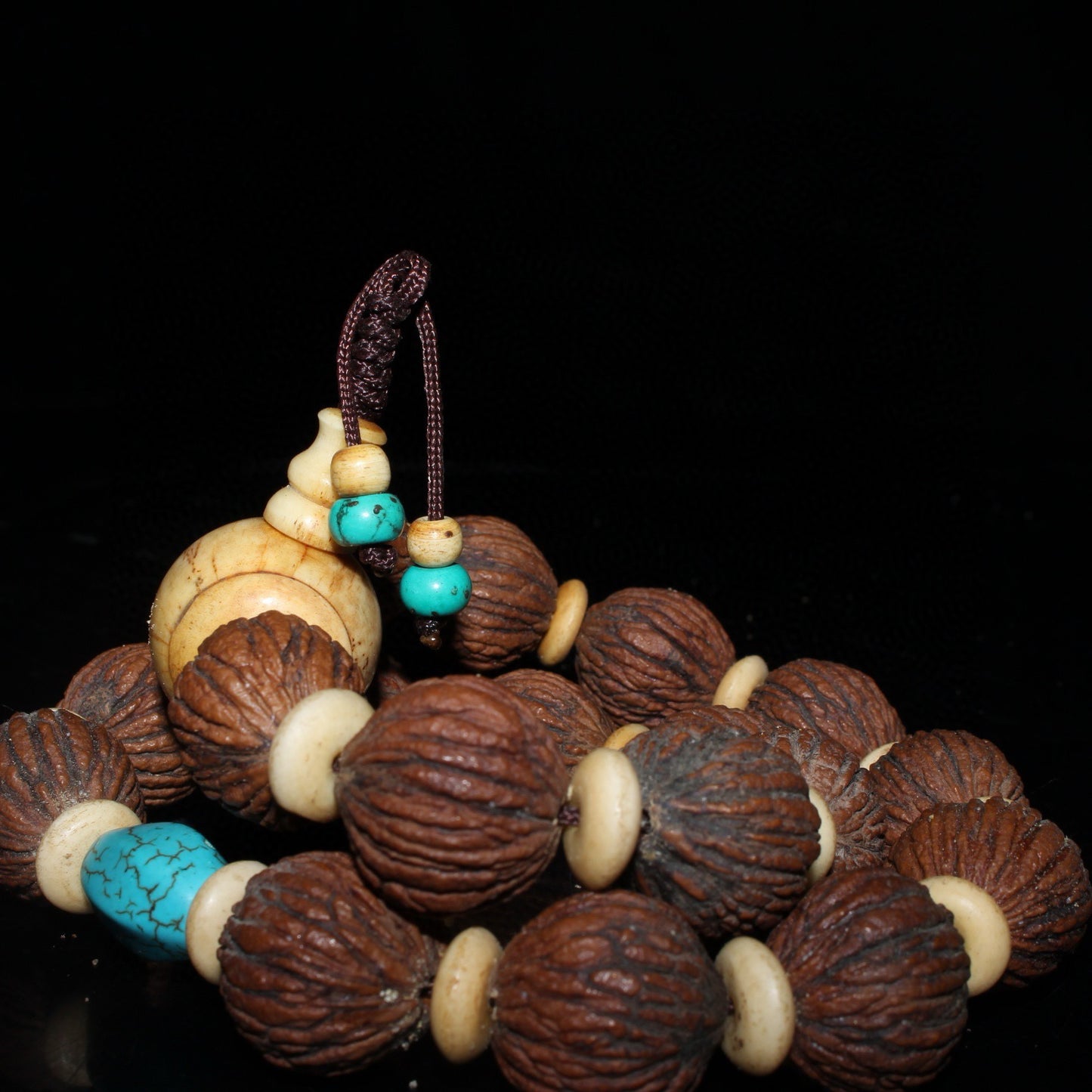 Chinese Antique Monkey Head Walnut with Bone Tee Bone Spacer Handheld Bracelet