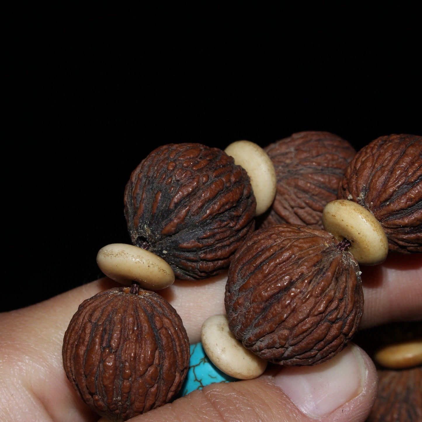 Chinese Antique Monkey Head Walnut with Bone Tee Bone Spacer Handheld Bracelet