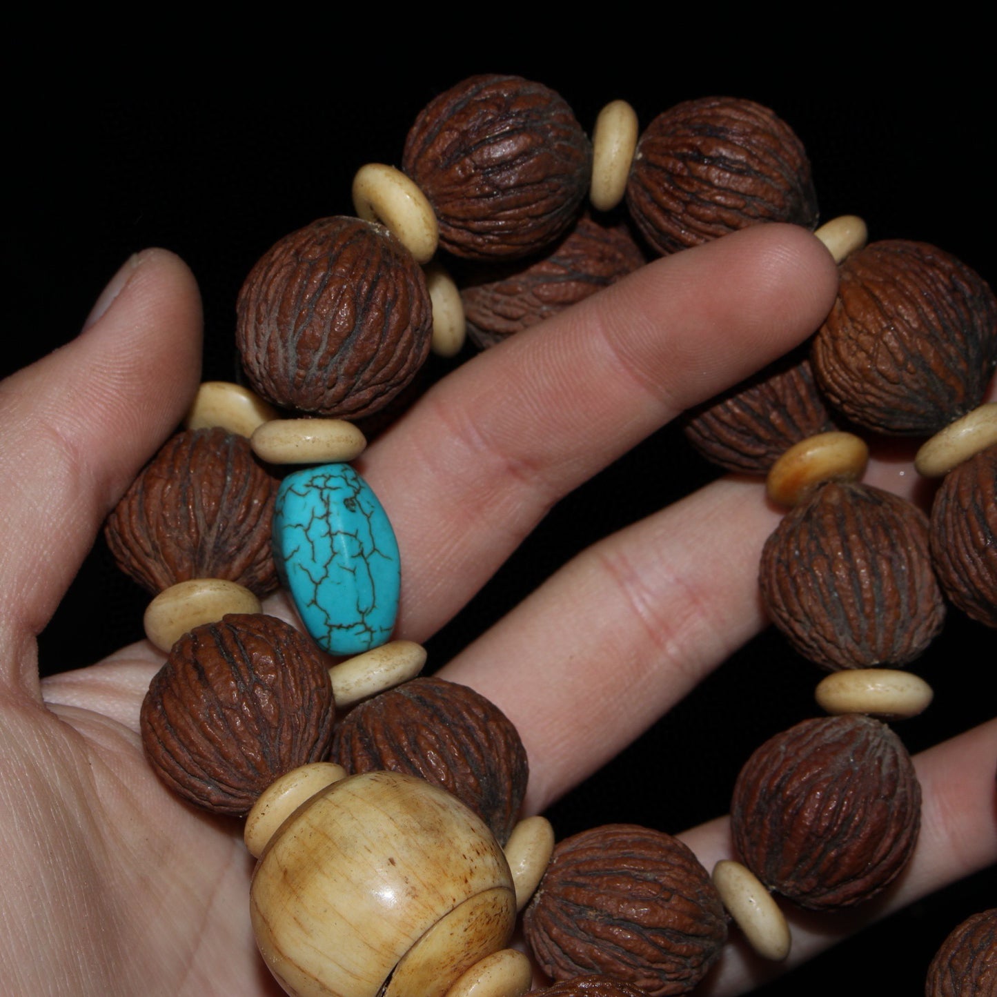 Chinese Antique Monkey Head Walnut with Bone Tee Bone Spacer Handheld Bracelet