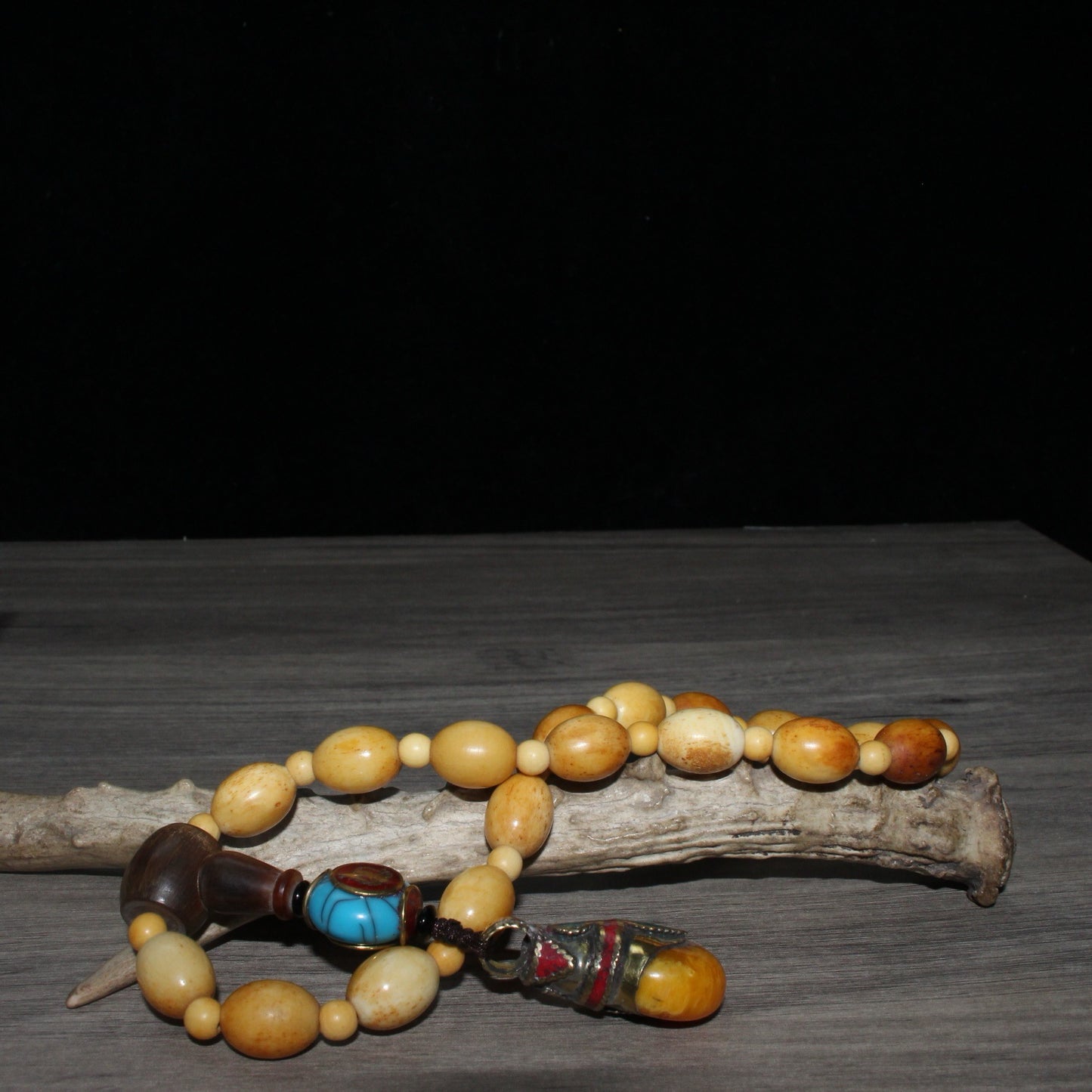 Chinese Antique Bull Horn Three way Green Pine Honey Wax Pendant Handheld Bracelet