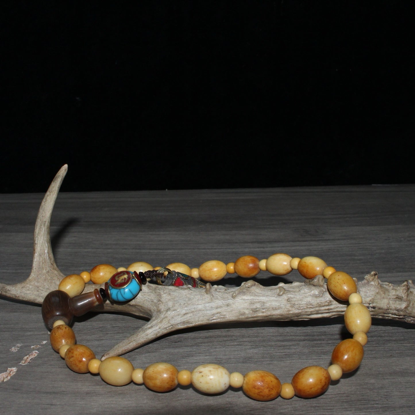 Chinese Antique Bull Horn Three way Green Pine Honey Wax Pendant Handheld Bracelet