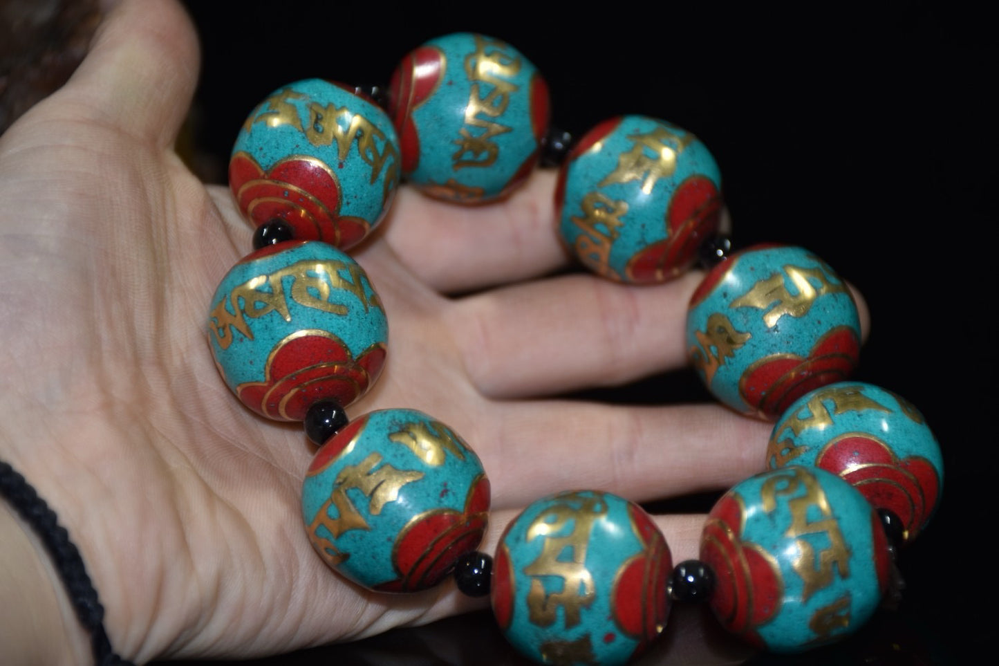 Chinese Antique Red Pine Green Pine Tibetan Handstring