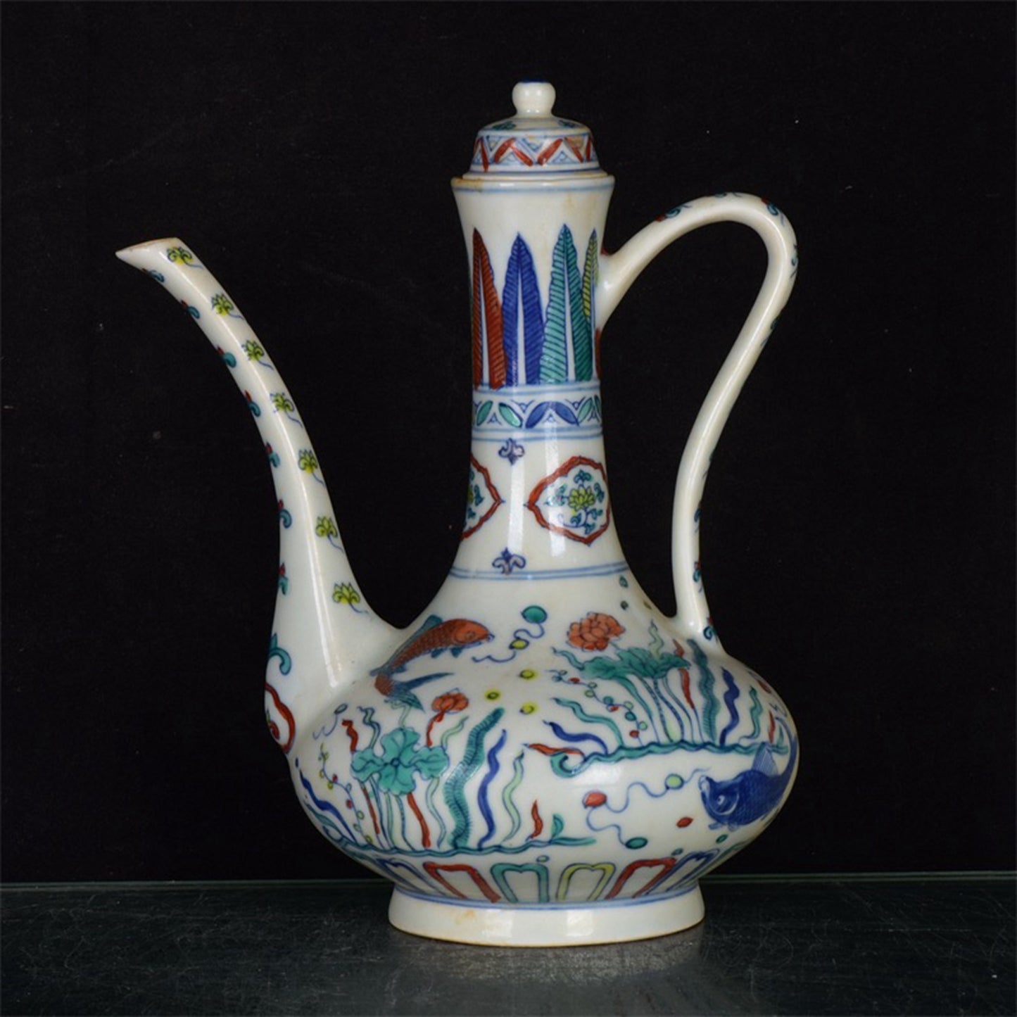 Chinese antique colorful fish and algae patterned teapot