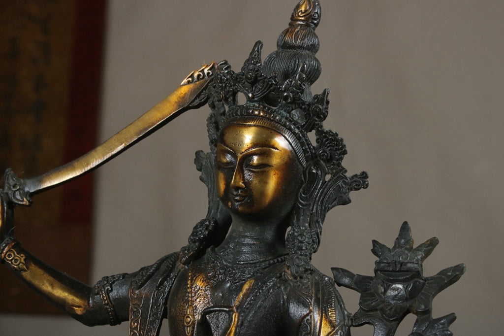 A finely crafted Manjushri Bodhisattva with copper gilded gold craftsmanship