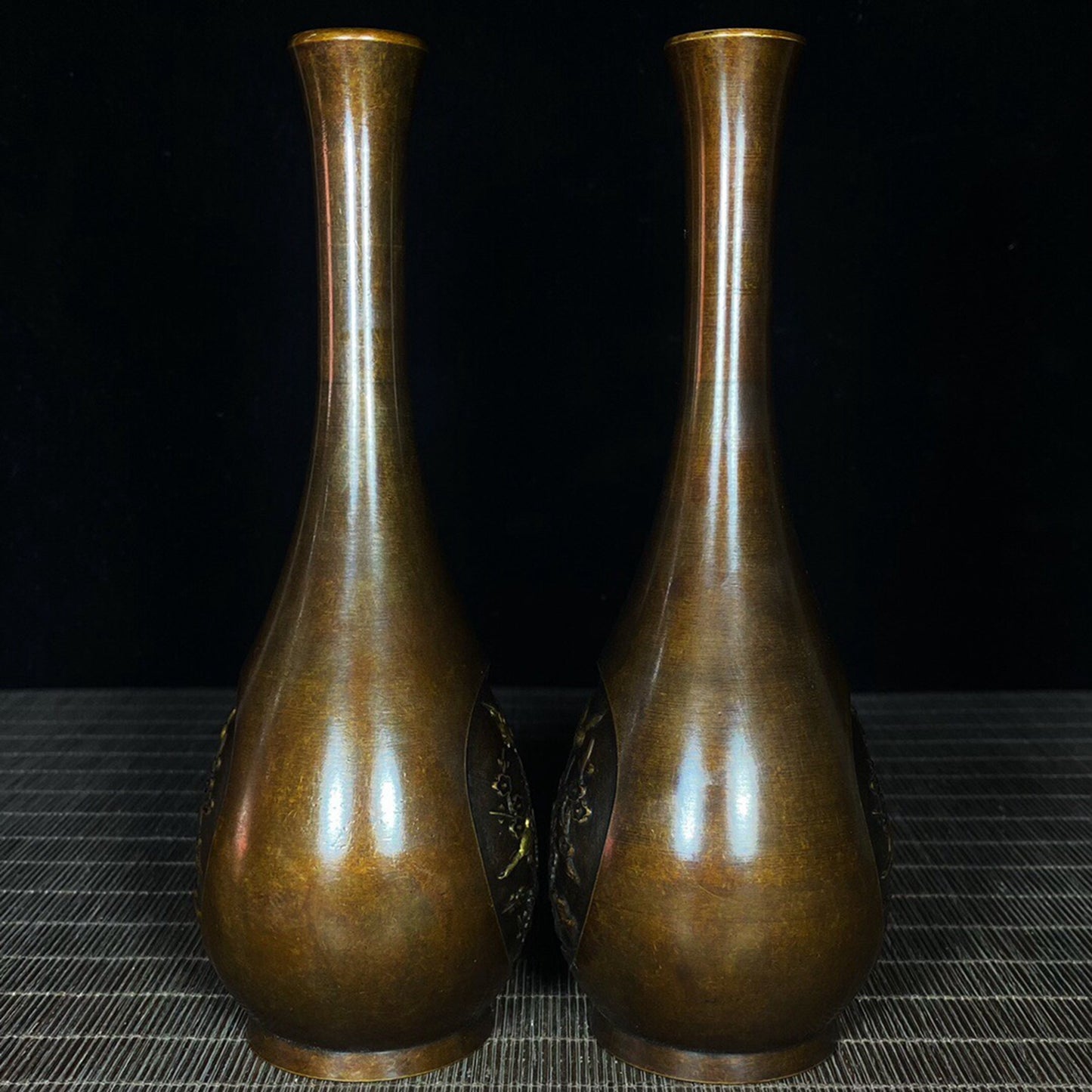 A pair of Chinese antique pure copper joyous eyebrow shaped vases