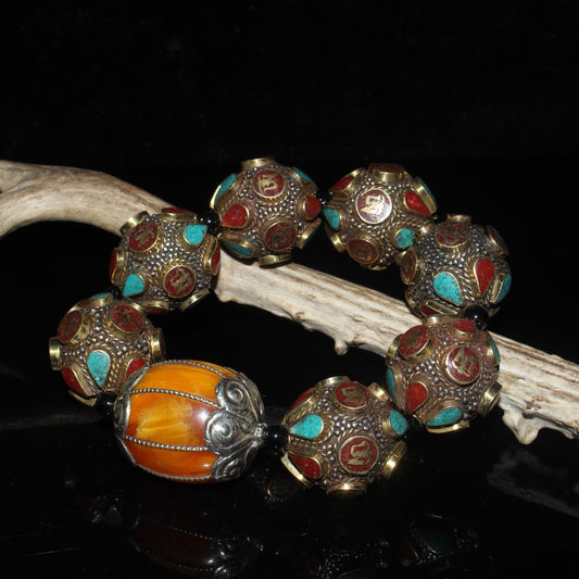 Xizang pure copper inlaid red pine and green pine with wax beads bracelet