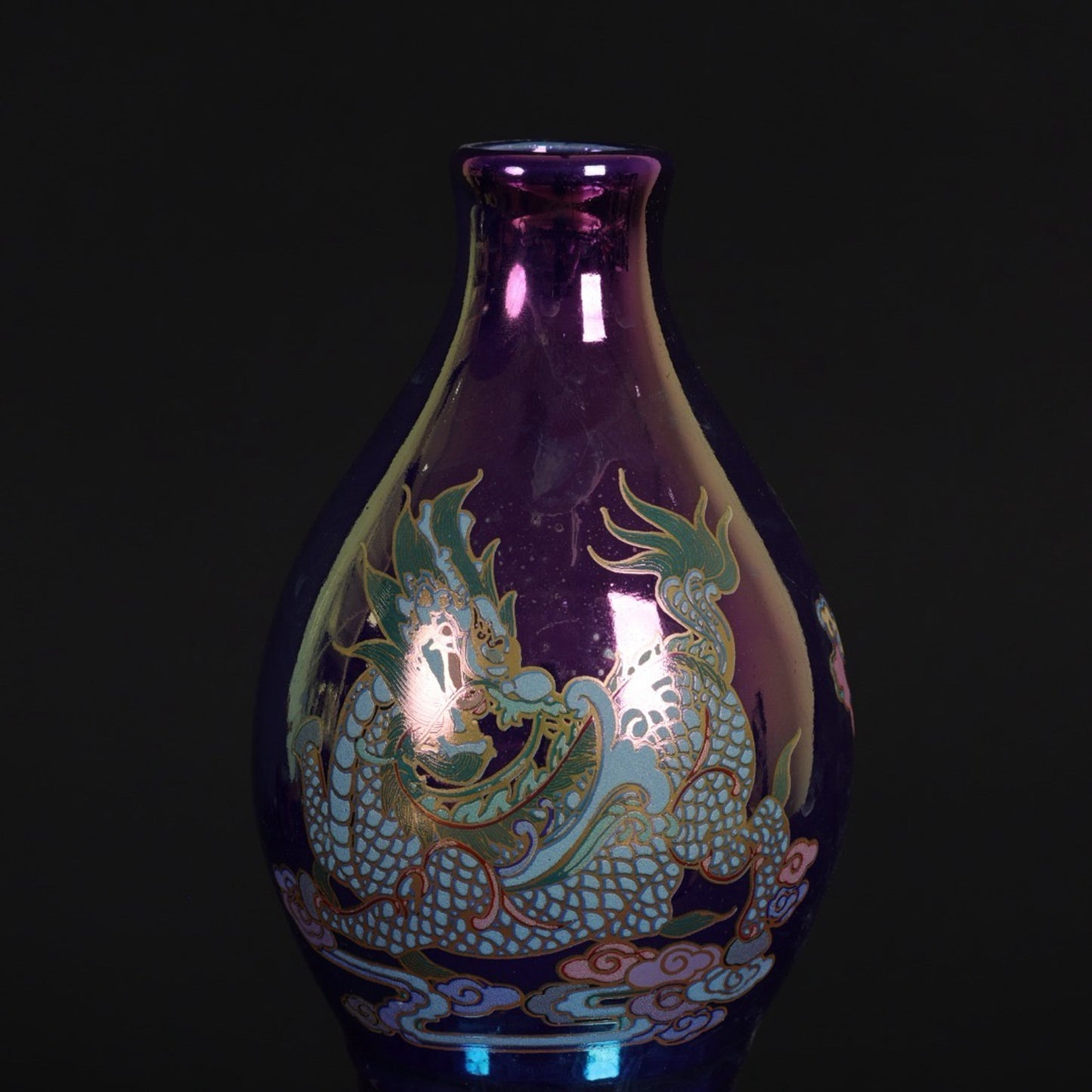 Ceramic gourd vase