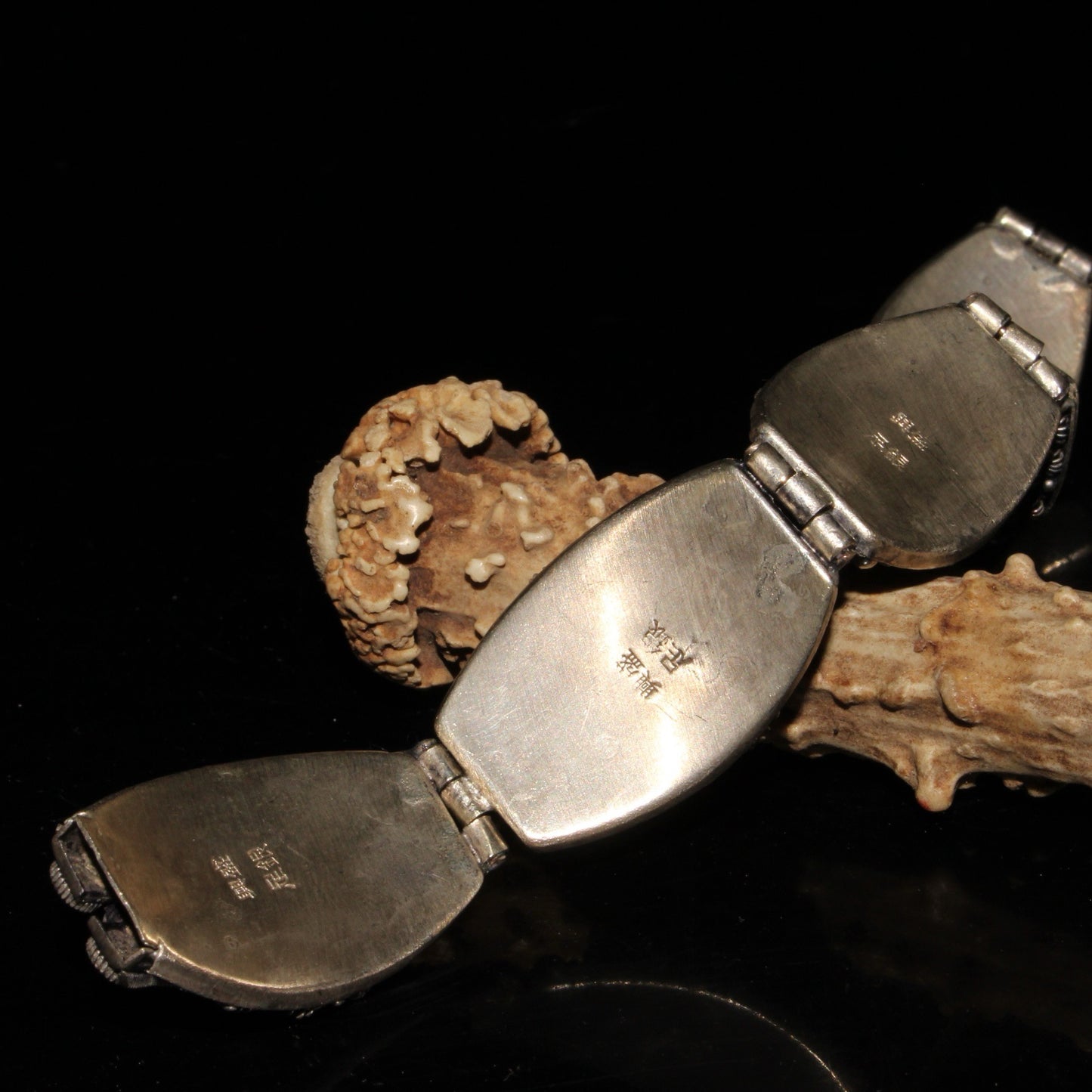 Antique collection: white copper wire inlaid with zircon gemstone bracelet, bracelet, bracelet