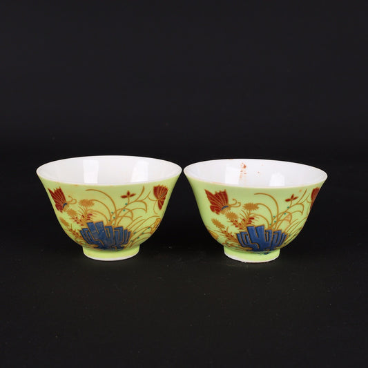 A pair of Chinese antique pink autumn cups