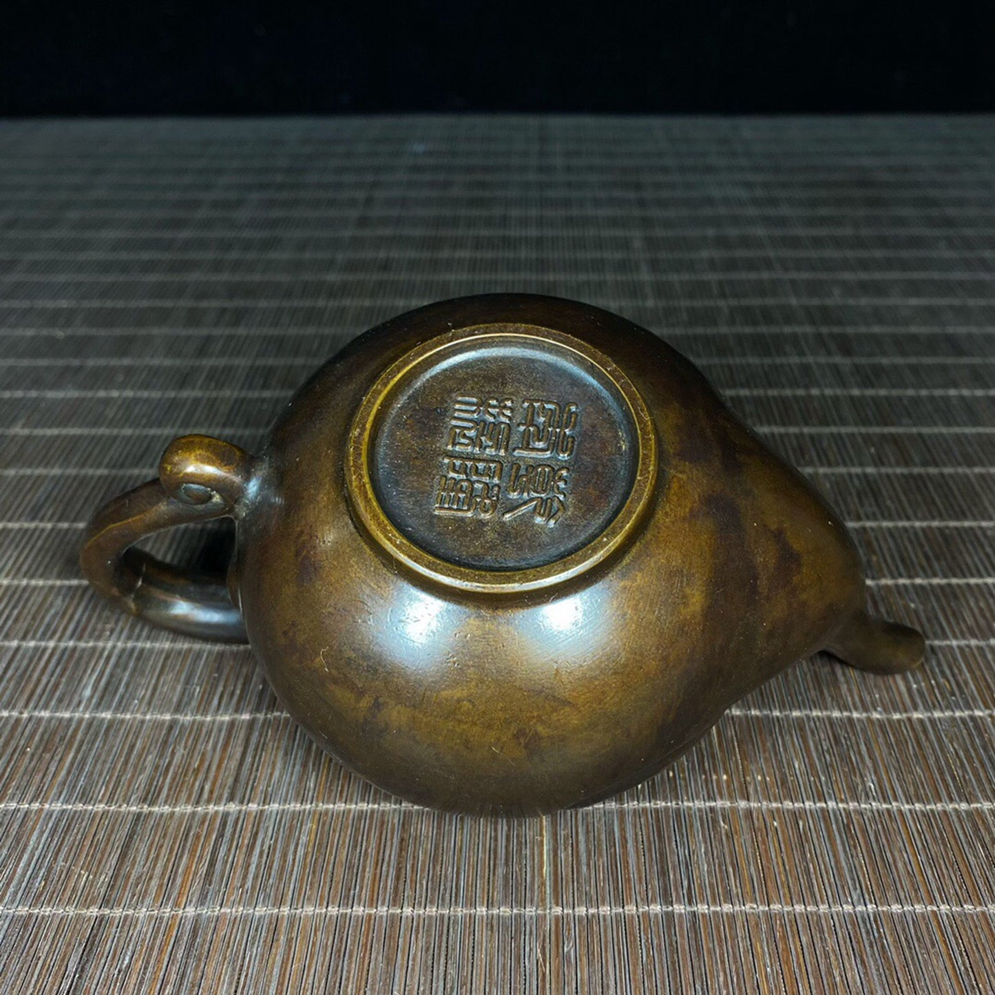 Chinese antique pure copper cloud patterned handle pot