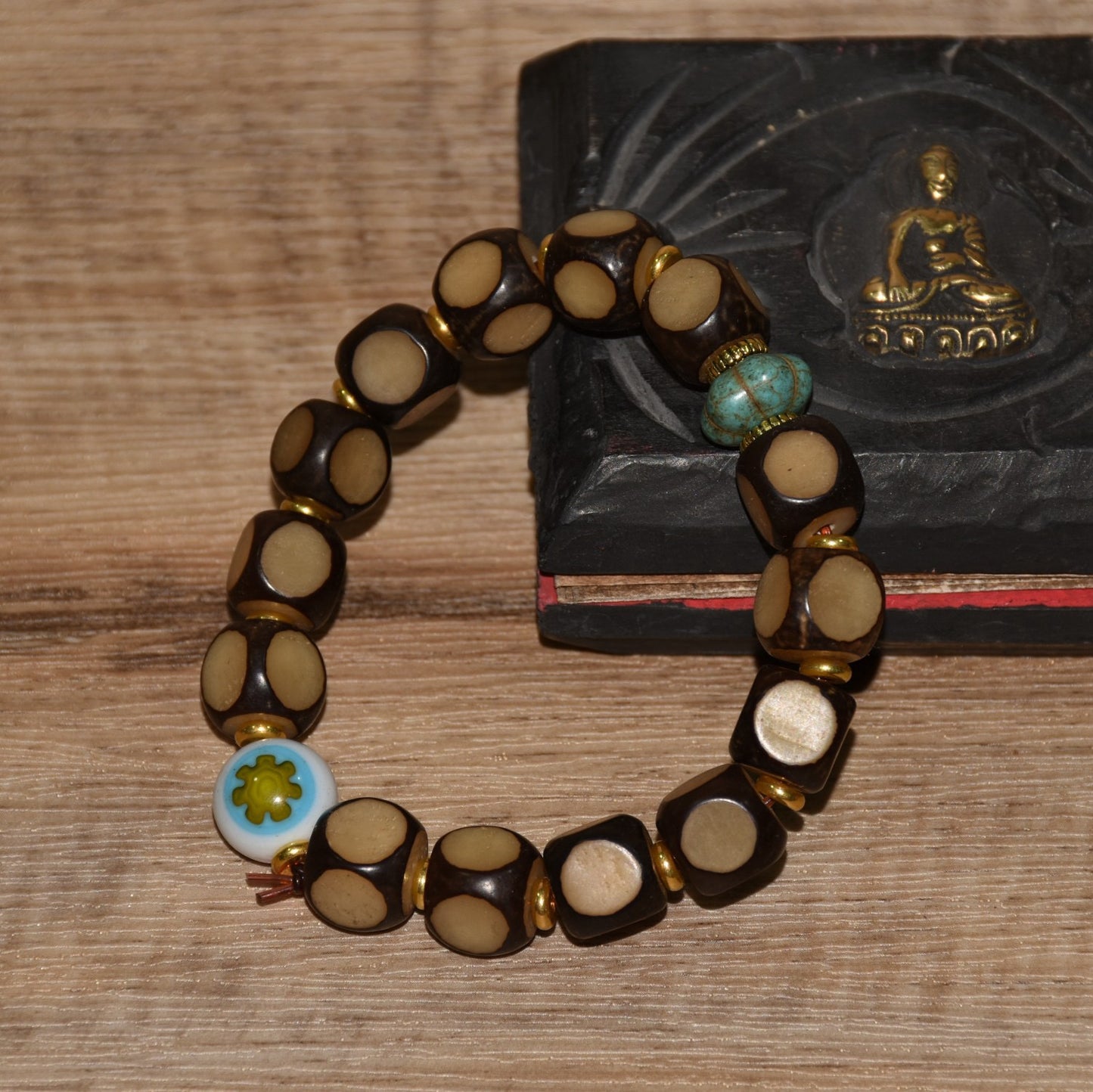Early collection of Xizang Bodhi with green pine colored glass beads bracelet