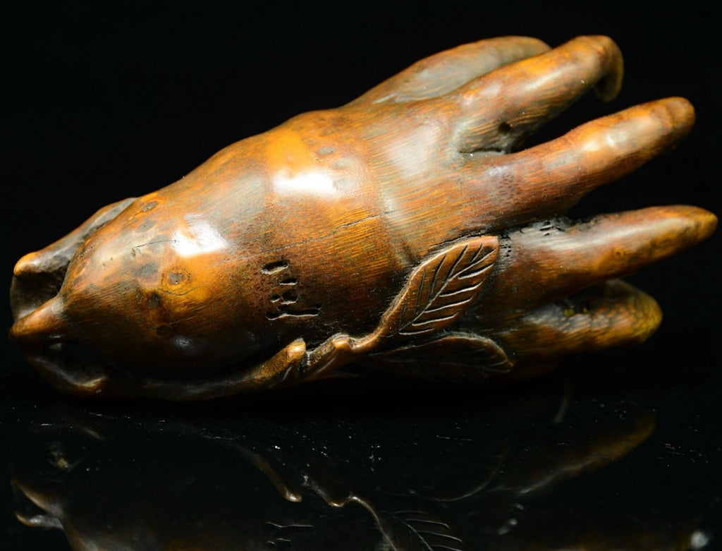 Bamboo carved Buddha's hand ornaments