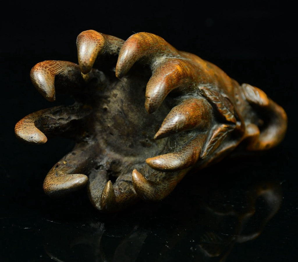 Bamboo carved Buddha's hand ornaments