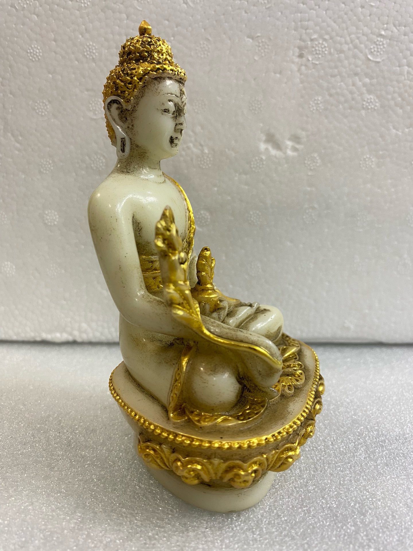 Chinese Antique Glass Medicine Buddha Ornament