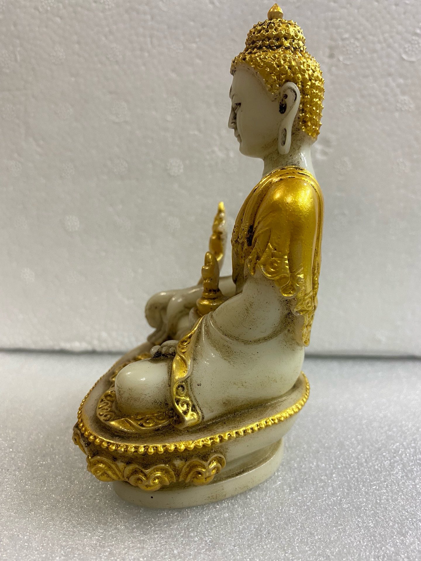 Chinese Antique Glass Medicine Buddha Ornament