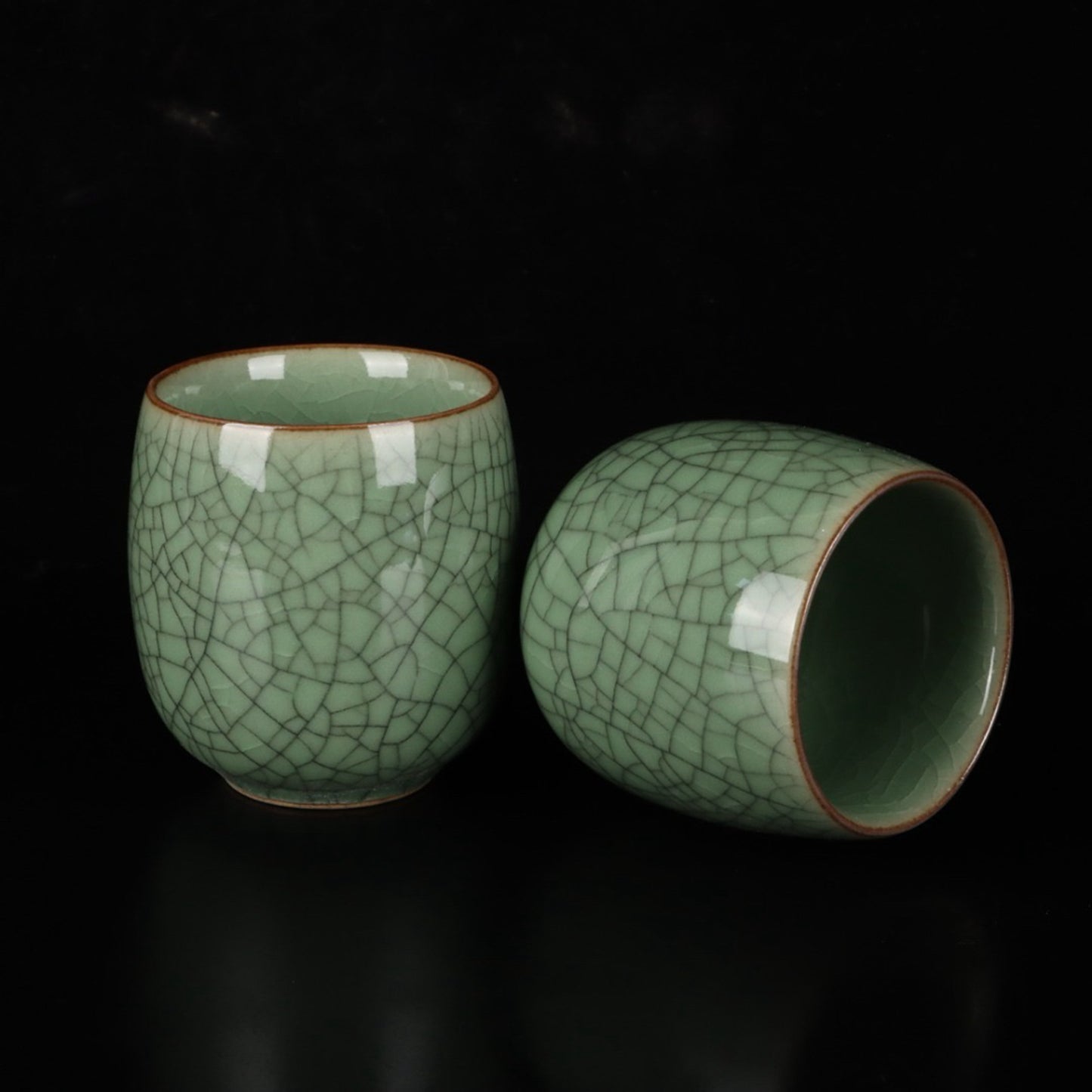 Green glazed open sheet deep mouth cup
